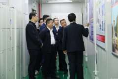 宜春市电子信息产业链招商小分队莅临上海鼎盛家具定制有限公司参观调研